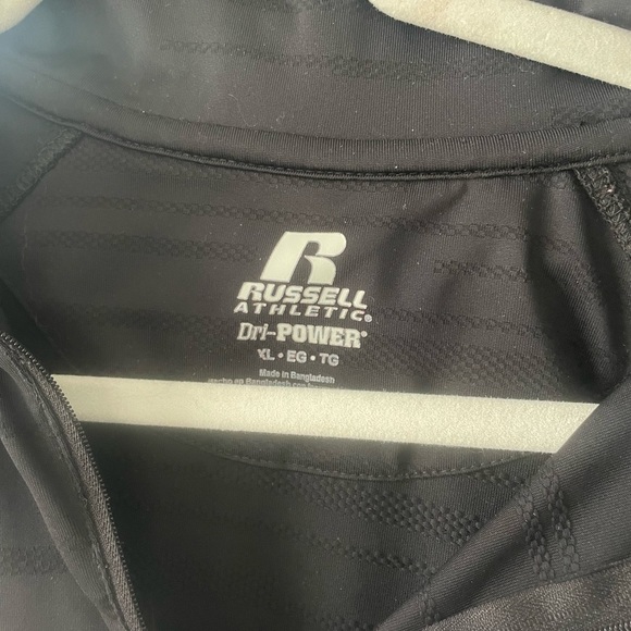 - Russell top - Picture 2 of 3